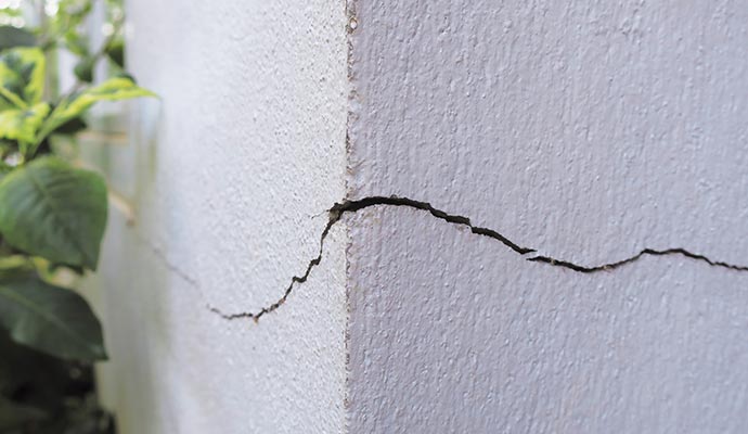 crack on the foundation concrete wall